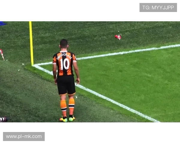 足球球星深蹲训练卡通画展现力量与技巧的完美结合 足球球星深蹲训练卡通画展现力量与技巧的完美结合